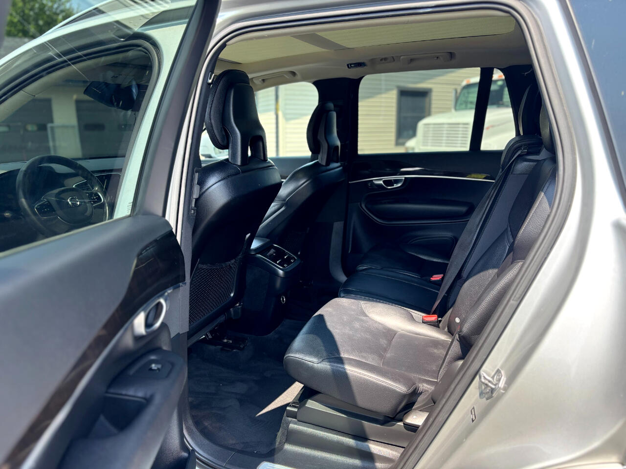 Volvo XC90  2018 Volvo XC90  2018