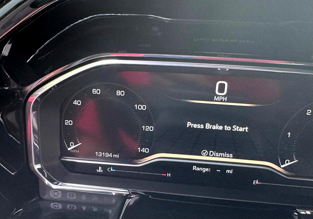 GMC Sierra 1500 SLT Crew Cab 4WD 2022 GMC Sierra 1500 SLT Crew Cab 4WD 2022