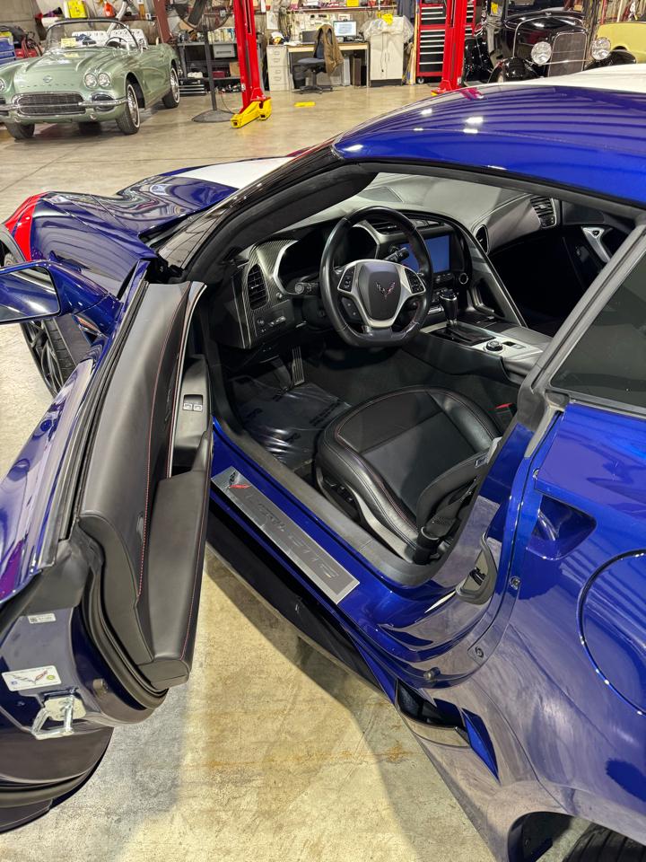 Chevrolet Corvette Grand Sport Premium w/3LT Auto 2019