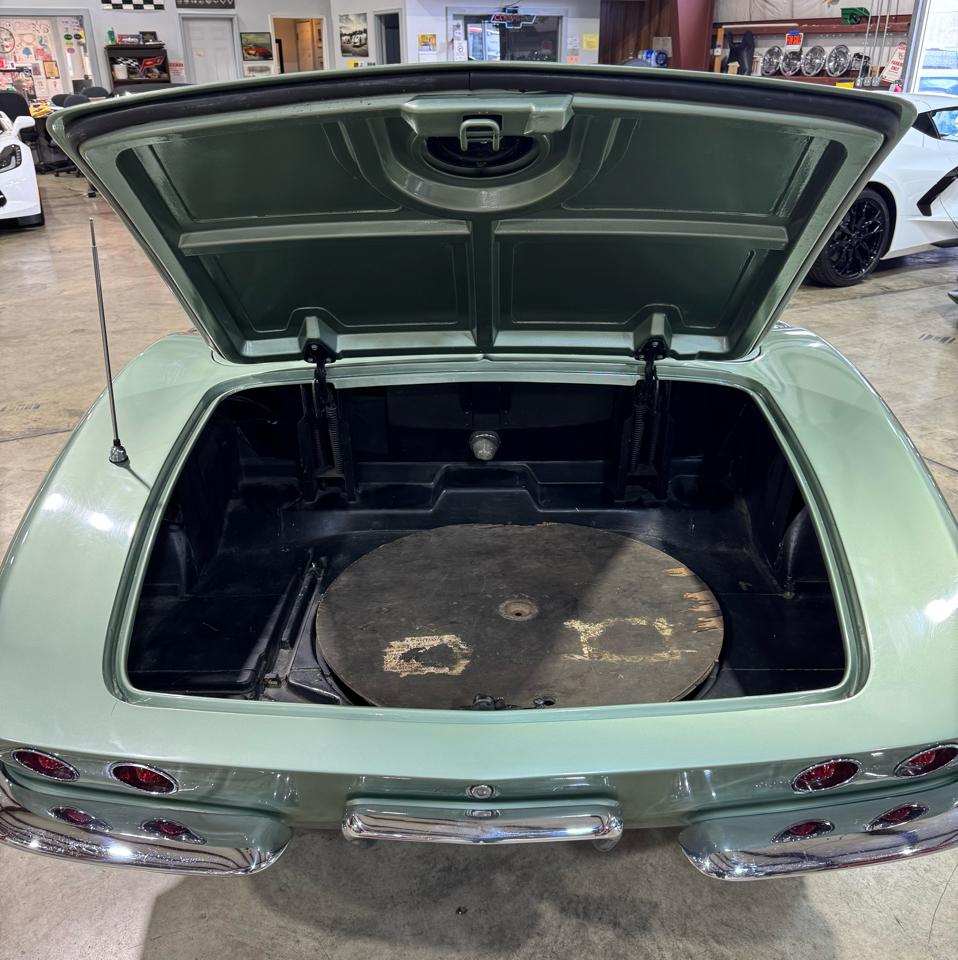 Chevrolet Corvette 2D Convertible 1962
