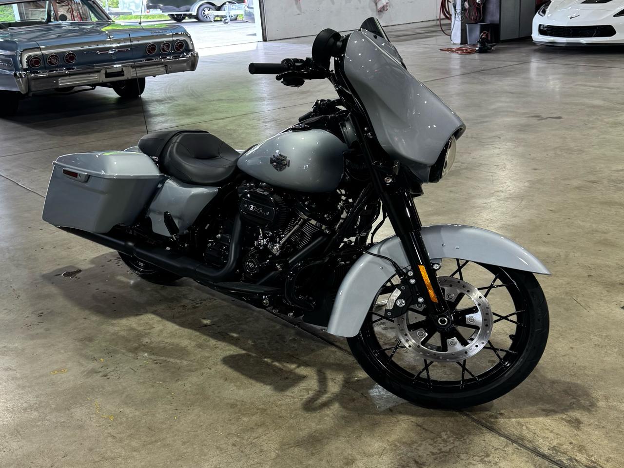 Harley-Davidson FLHXS  2023