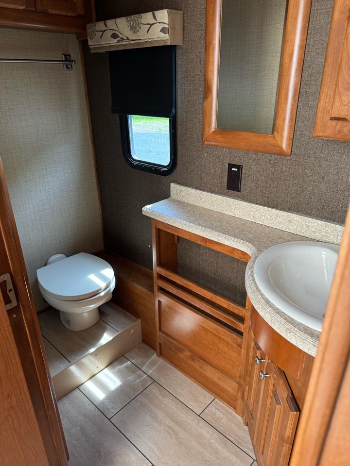 Ford Stripped Chassis Motorhome  2016