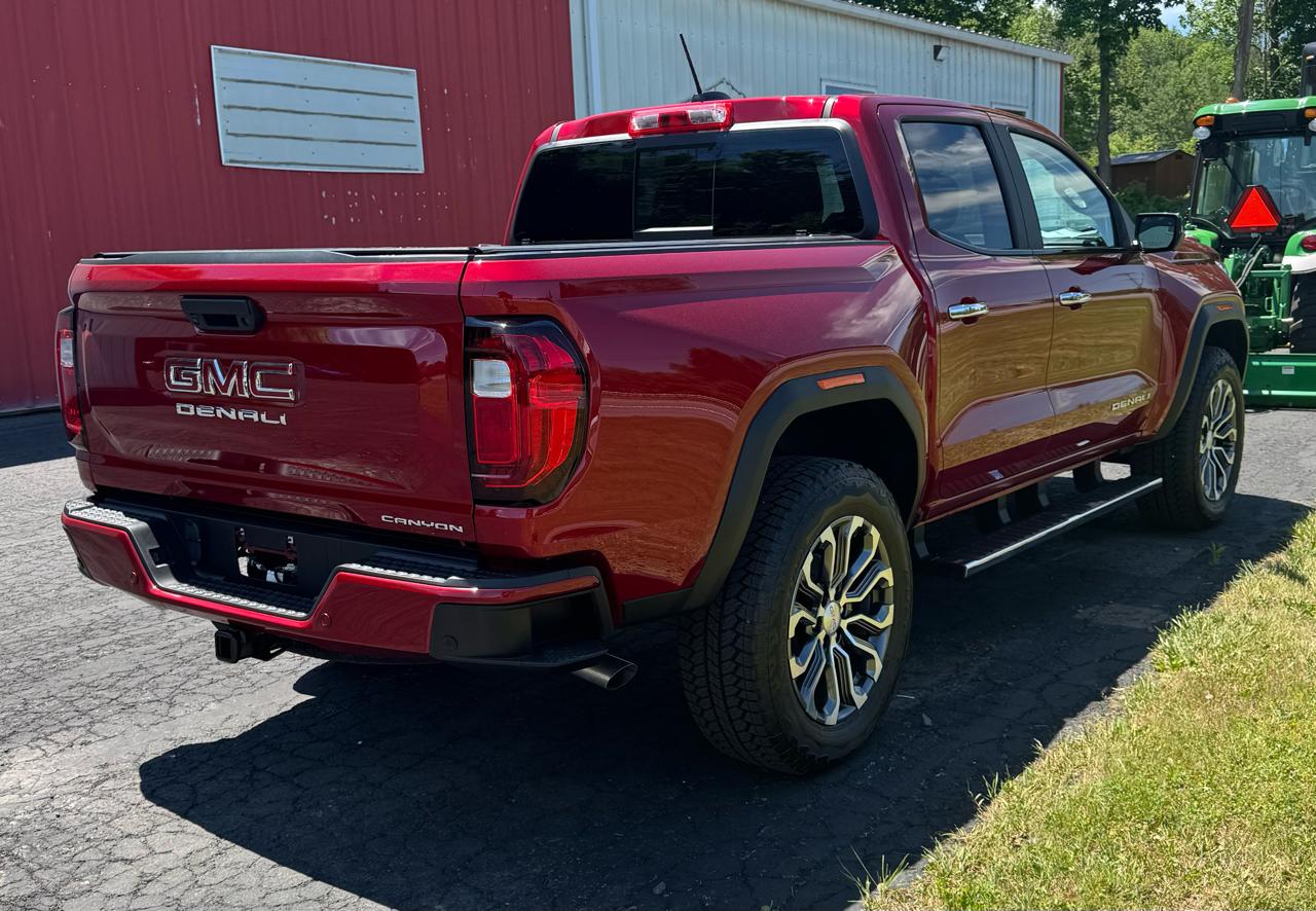 GMC Canyon Denali Crew Cab 4WD 2026
