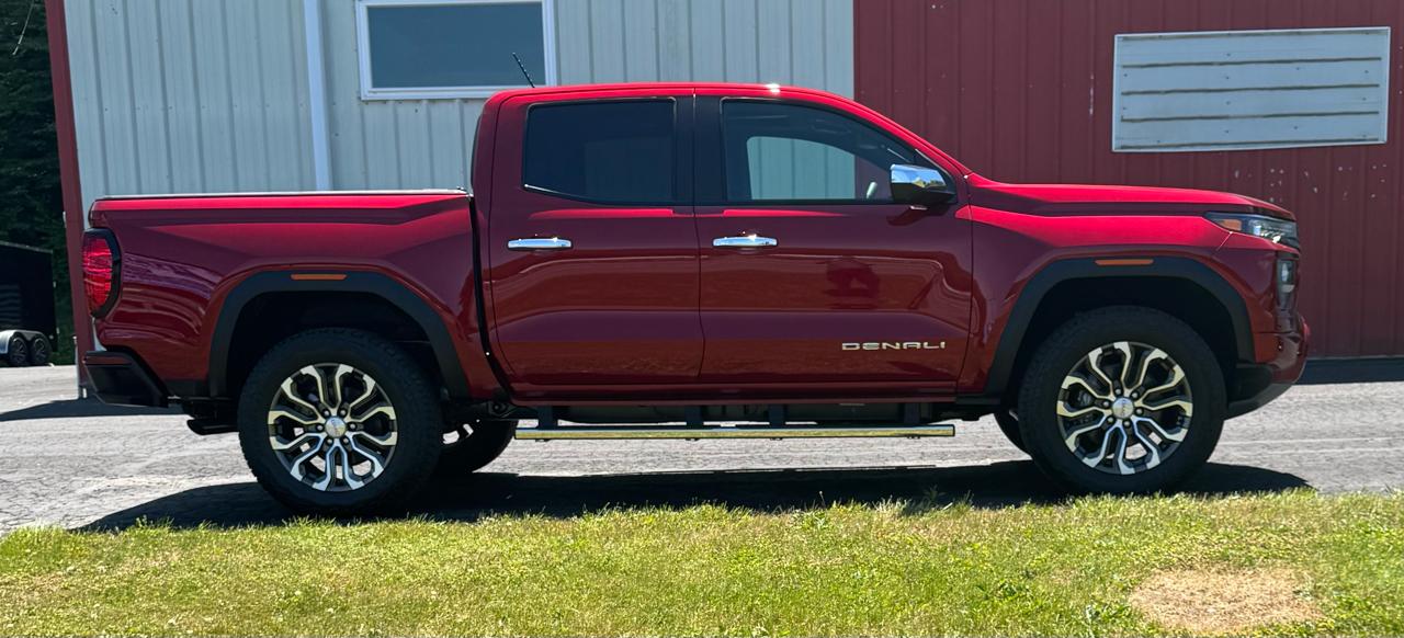 GMC Canyon Denali Crew Cab 4WD 2026
