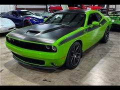 2017 Dodge Challenger 