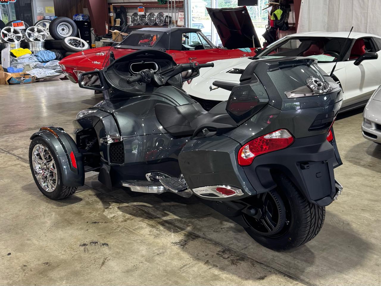 Can-Am Spyder RT/RTS/RTS SP/RT L  2019