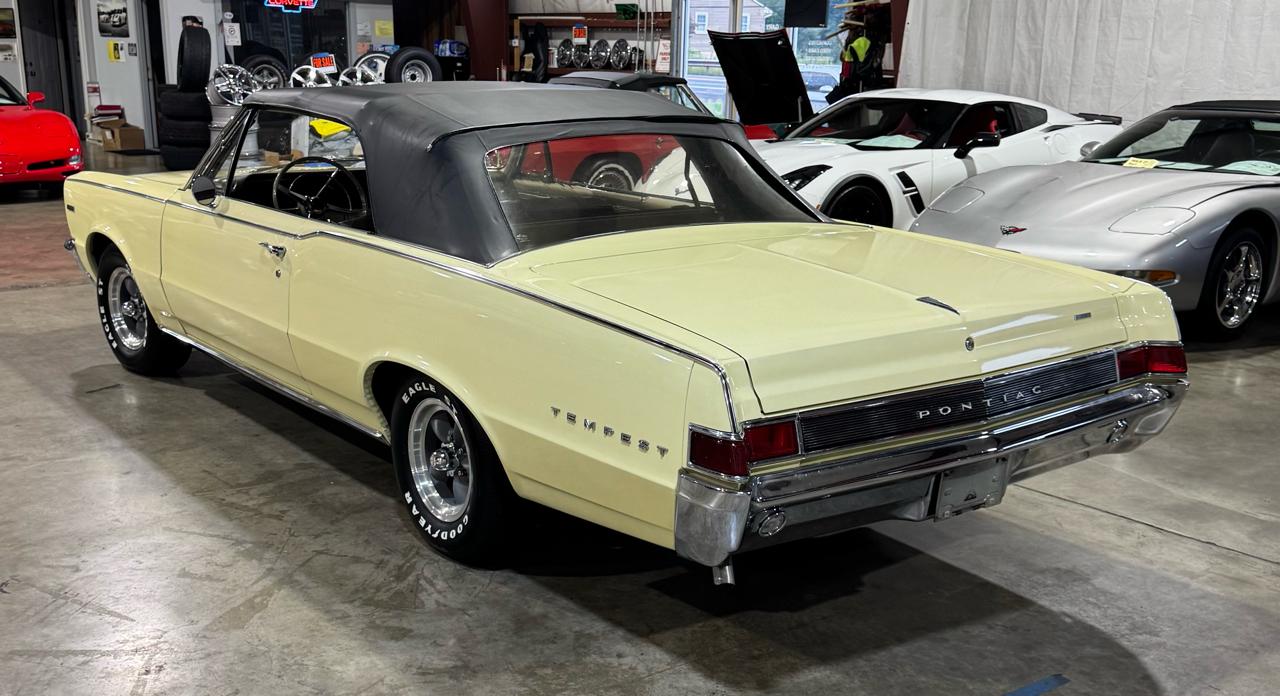 Pontiac Tempest Custom 1965