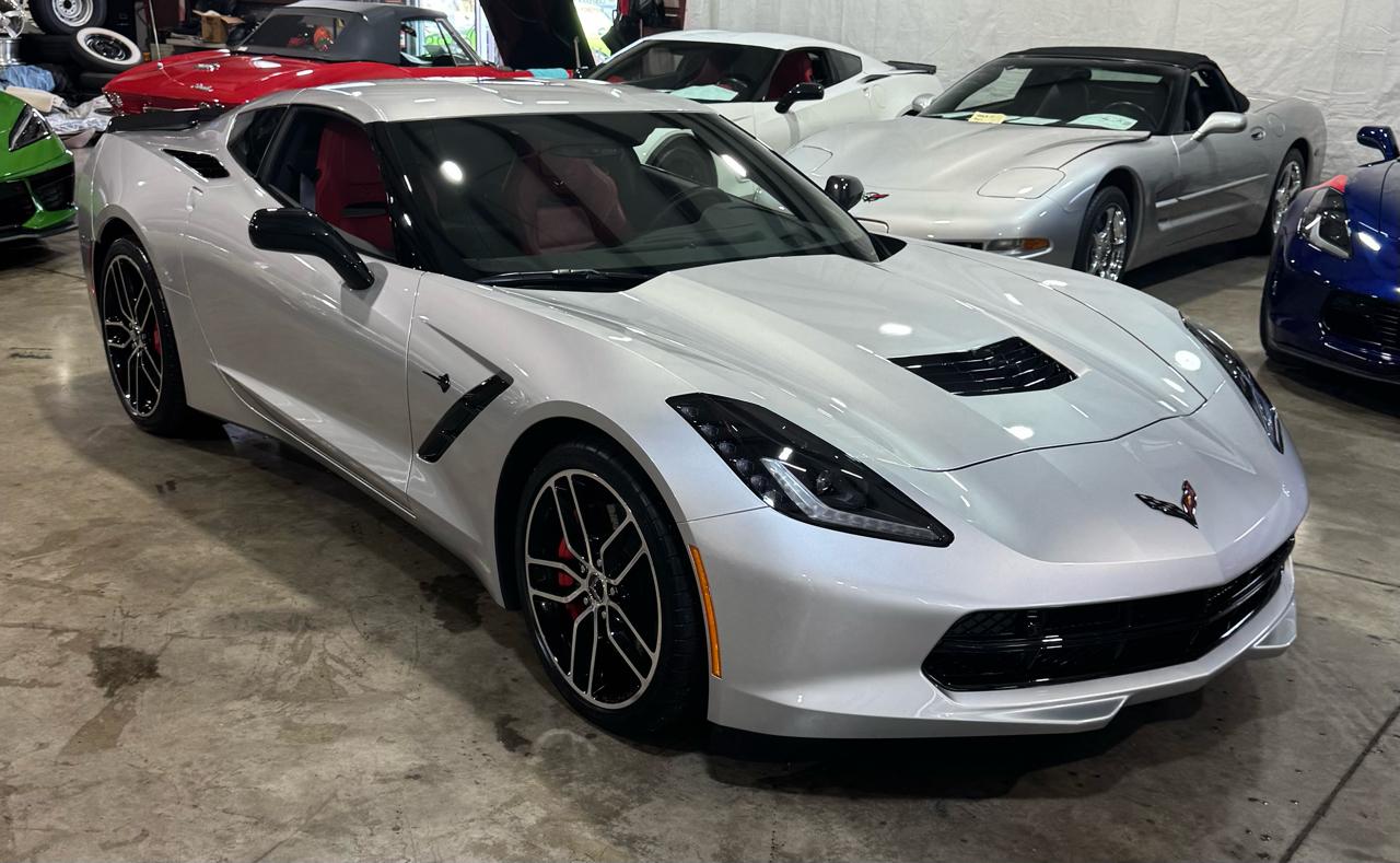 Chevrolet Corvette Z51 2LT Coupe Automatic 2016