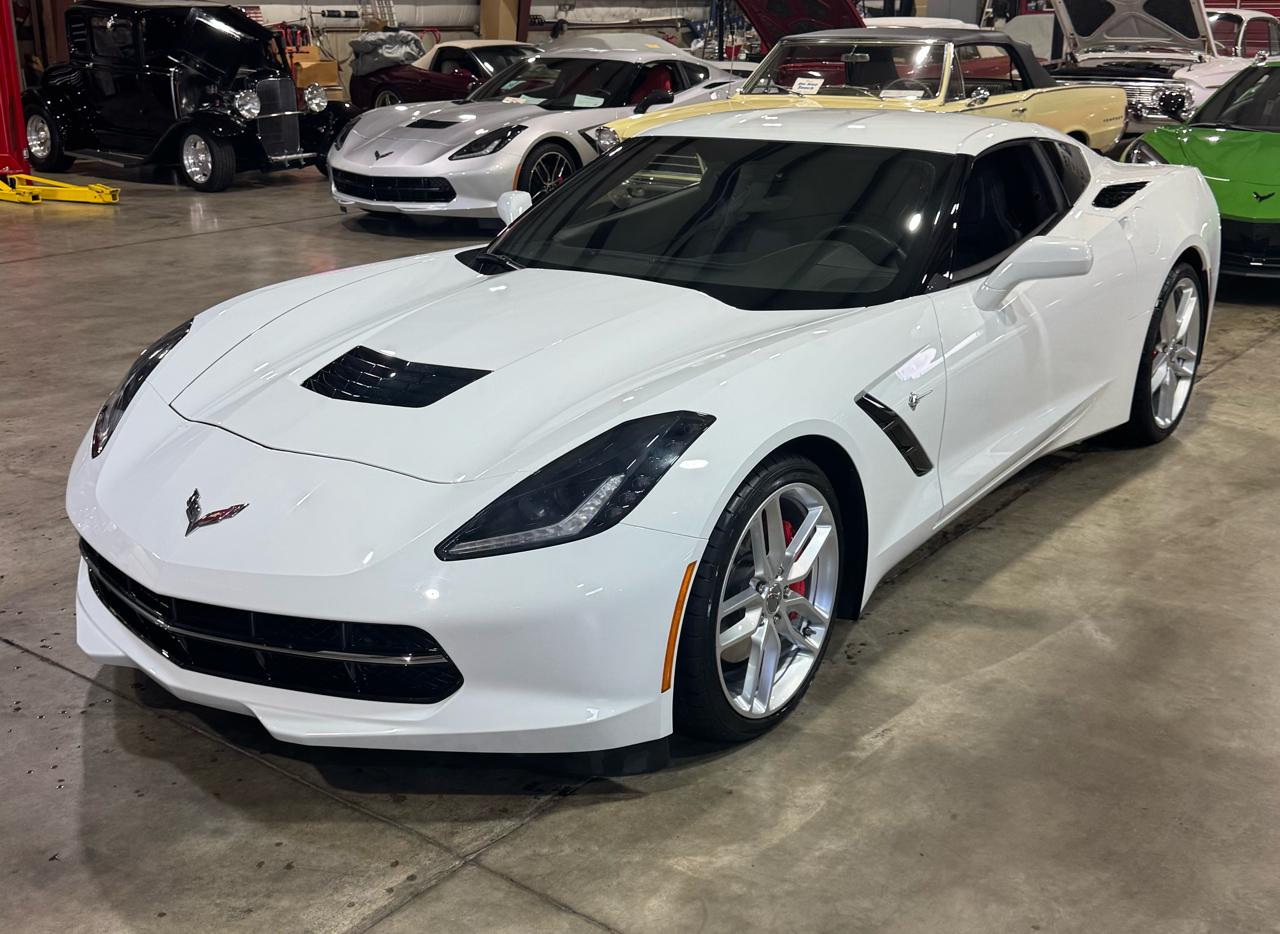 Chevrolet Corvette Standard 1LT Coupe Manual 2019