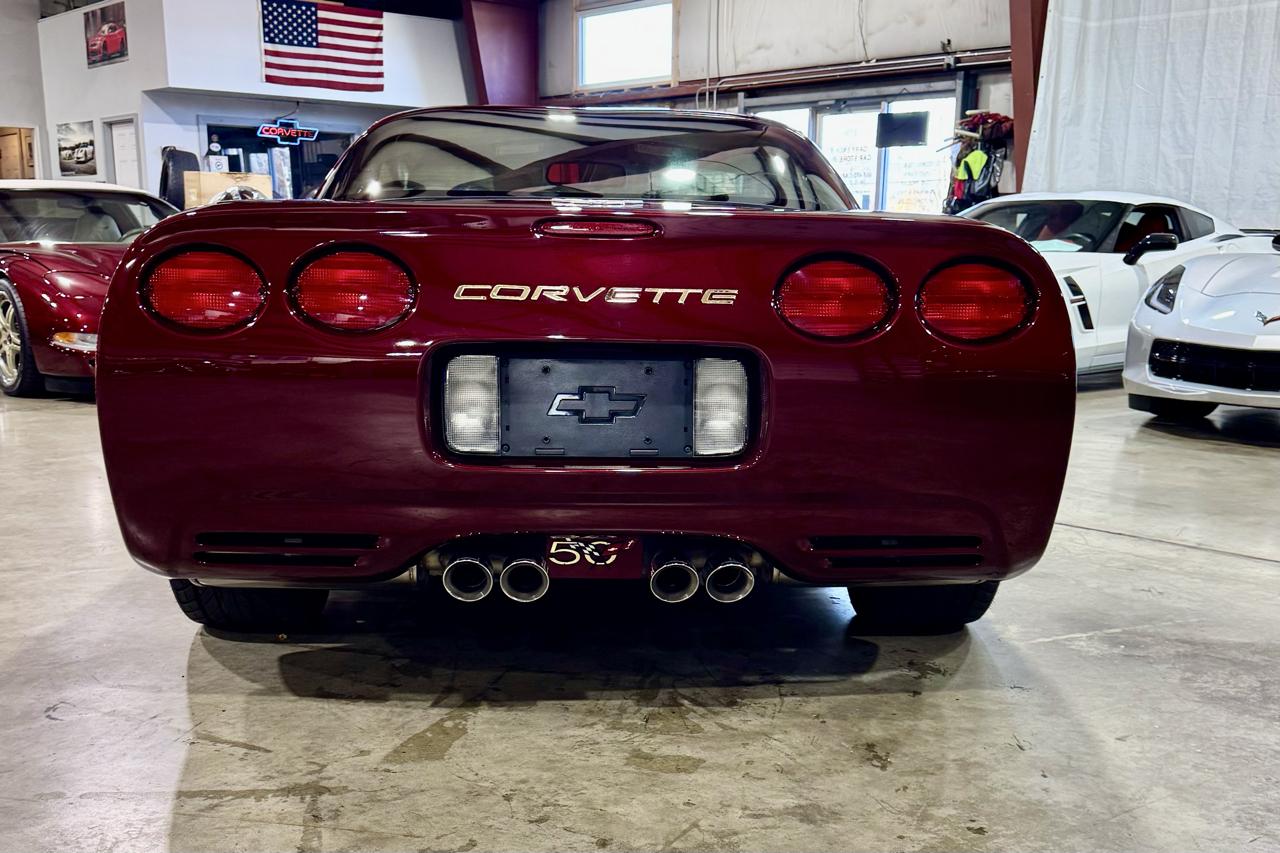 Chevrolet Corvette Coupe 2003