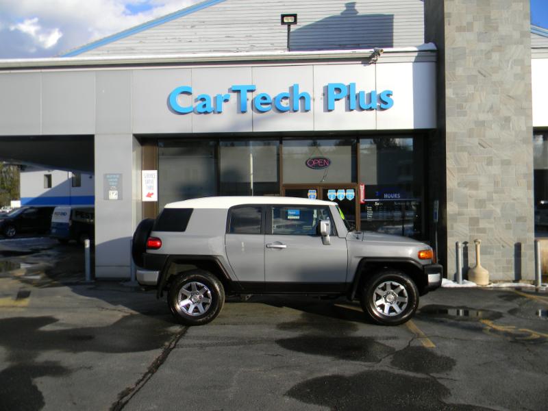 Toyota FJ Cruiser  2014
