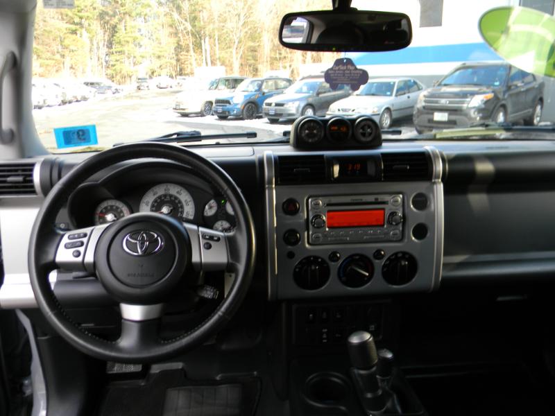 Toyota FJ Cruiser  2014