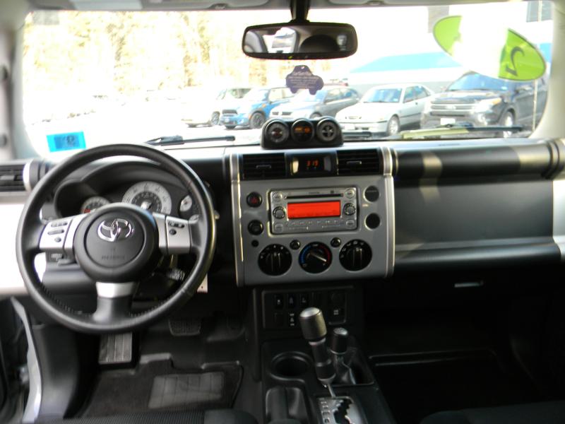 Toyota FJ Cruiser  2014