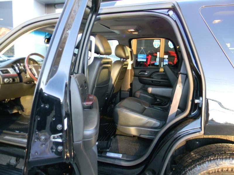 Cadillac Escalade  2014