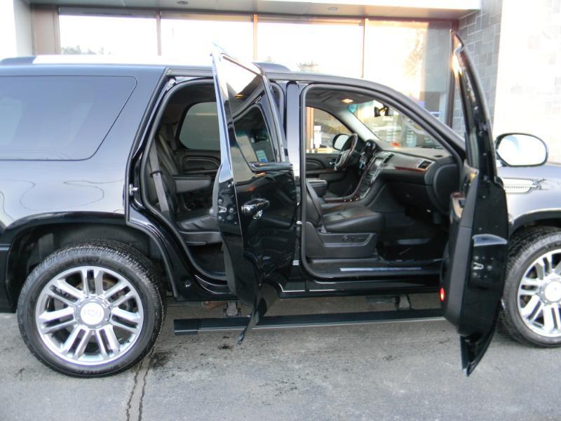 Cadillac Escalade  2014