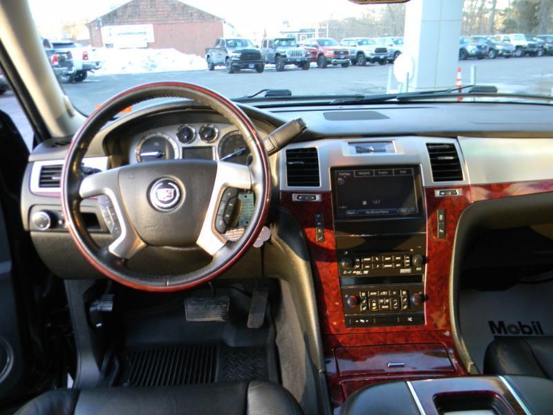 Cadillac Escalade  2014