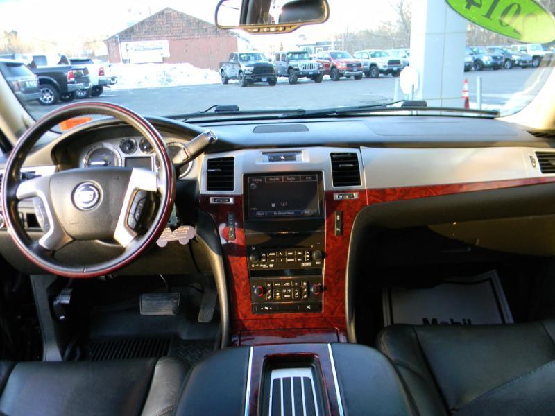 Cadillac Escalade  2014