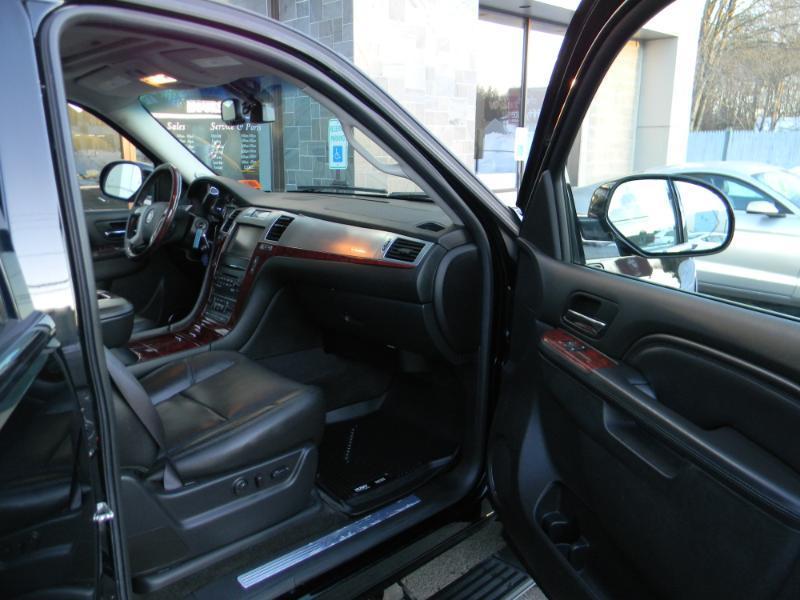 Cadillac Escalade  2014