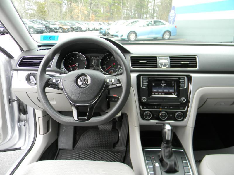 Volkswagen Passat  2017