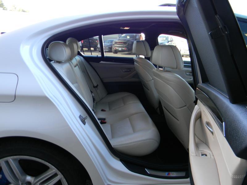 BMW 5-Series  2016