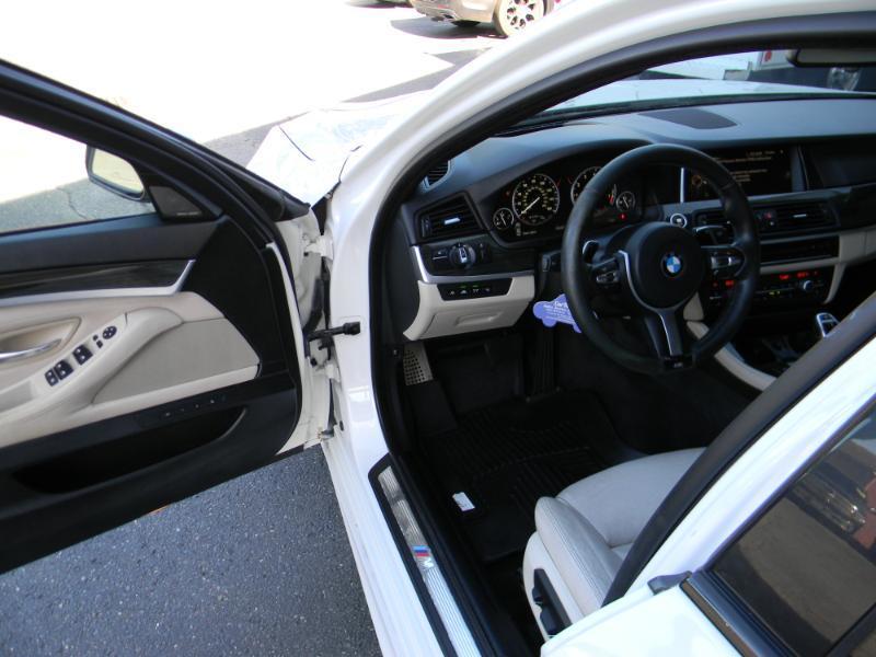 BMW 5-Series  2016