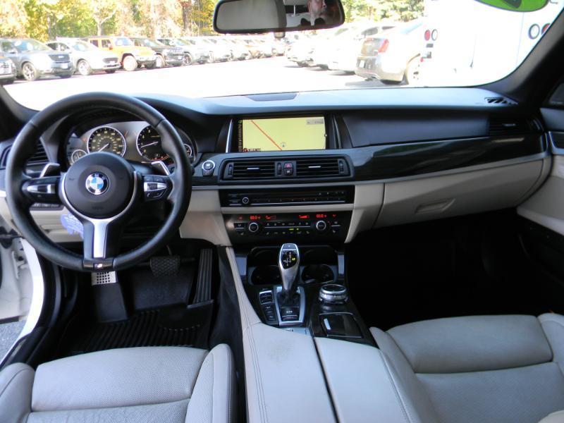 BMW 5-Series  2016