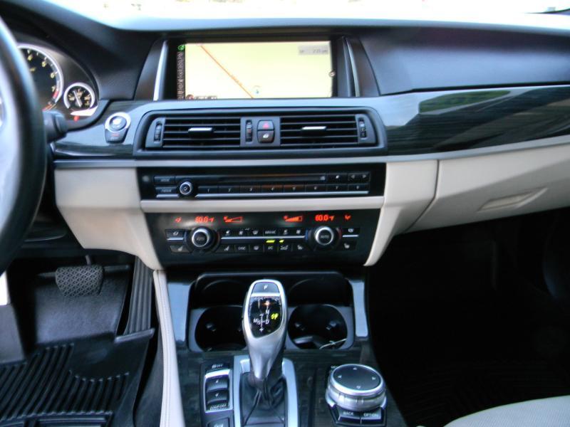 BMW 5-Series  2016
