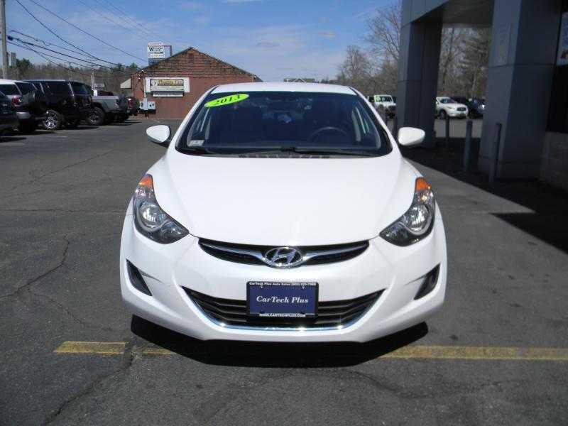 Hyundai Elantra  2013