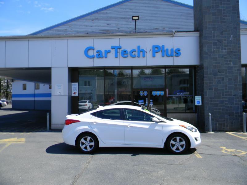 Hyundai Elantra  2013