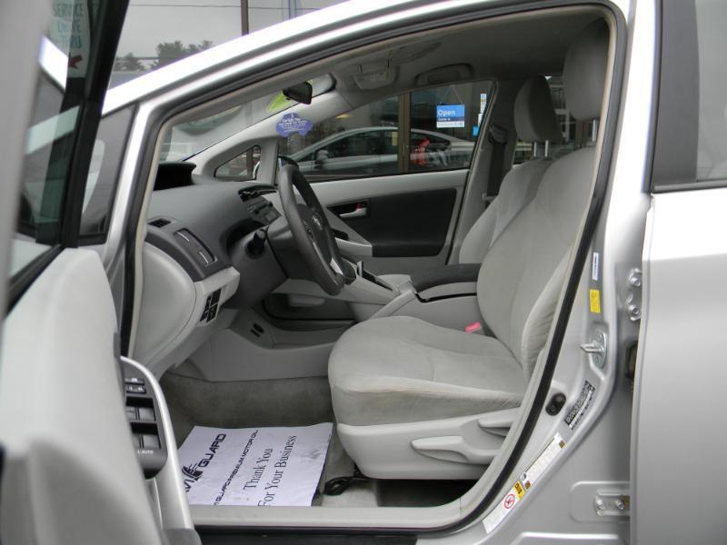 Toyota Prius  2010