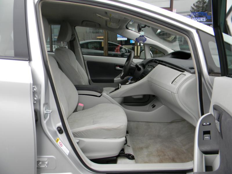 Toyota Prius  2010
