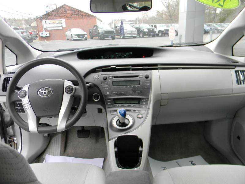 Toyota Prius  2010
