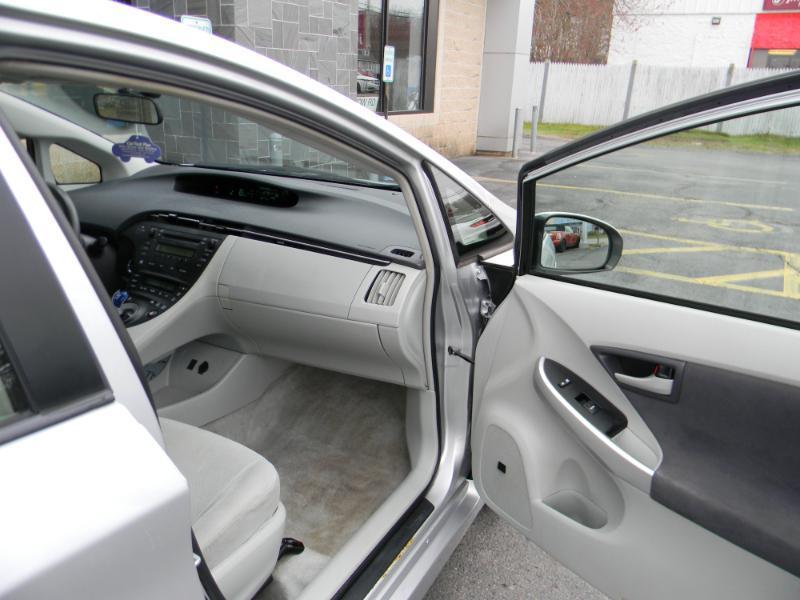 Toyota Prius  2010