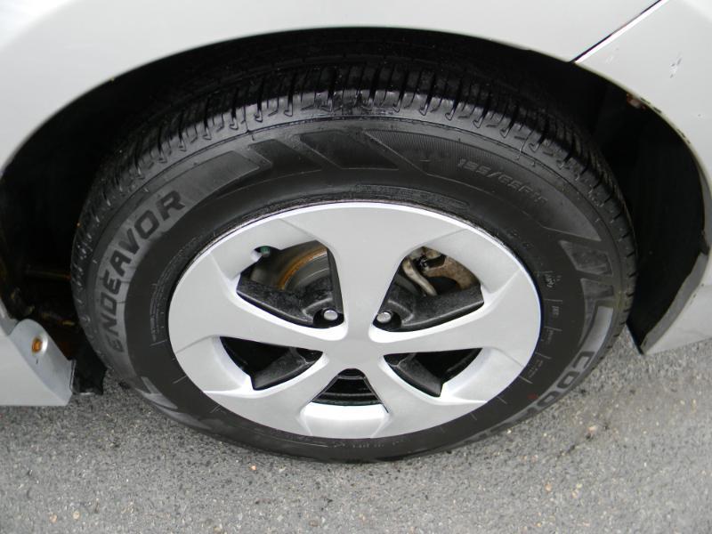Toyota Prius  2010