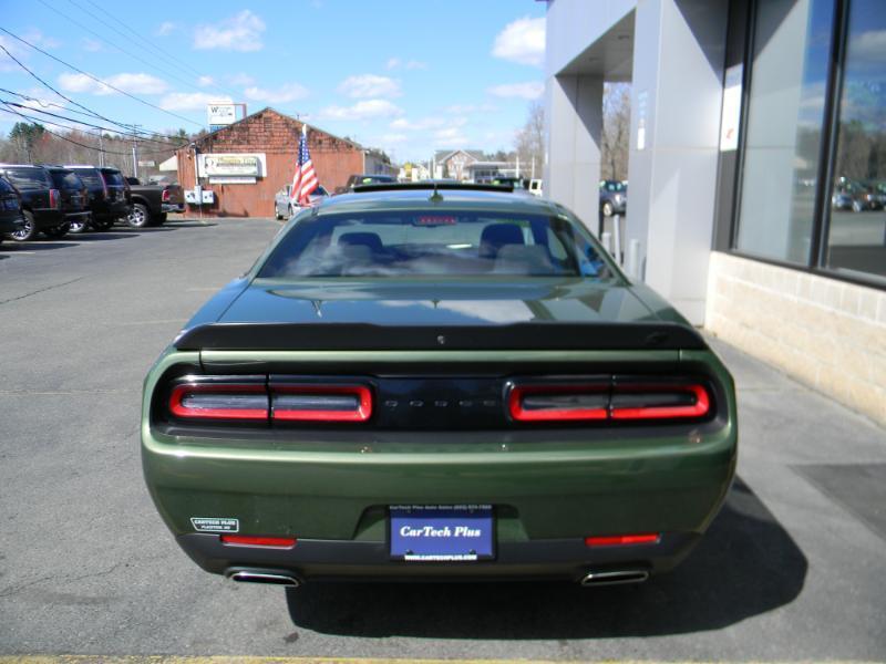 Dodge Challenger  2022