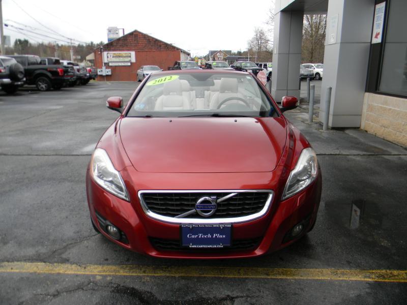 Volvo C70  2012