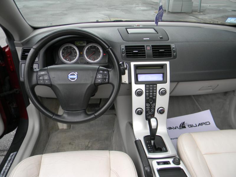 Volvo C70  2012