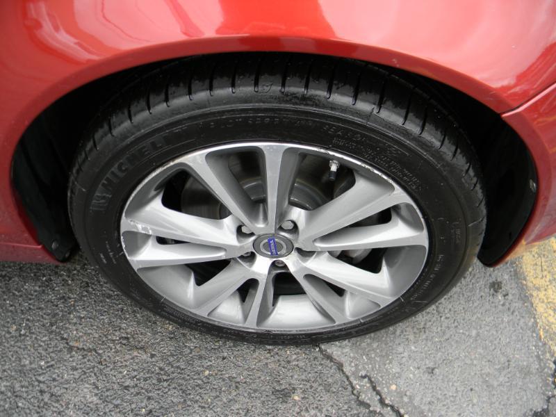 Volvo C70  2012