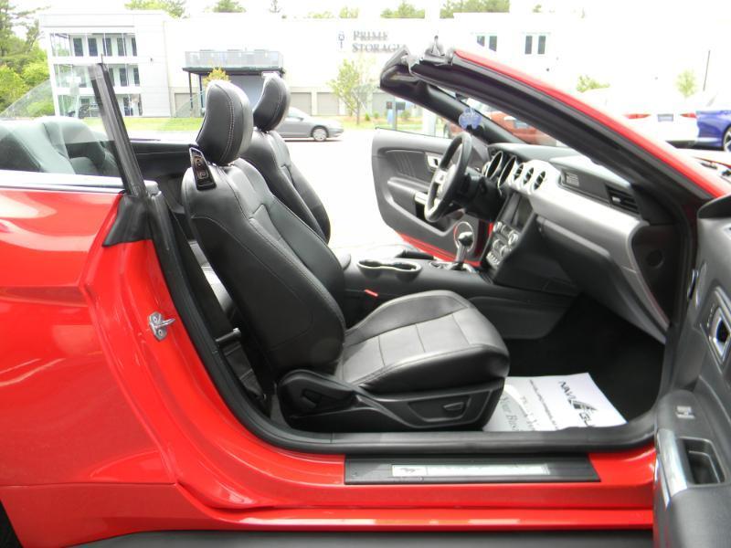 Ford Mustang  2020