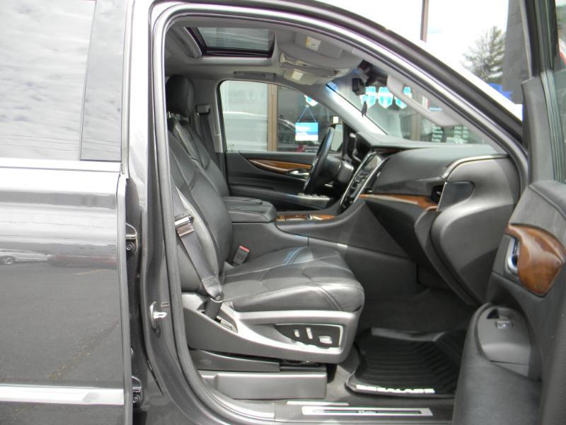 Cadillac Escalade  2017