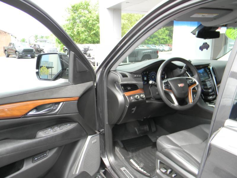 Cadillac Escalade  2017