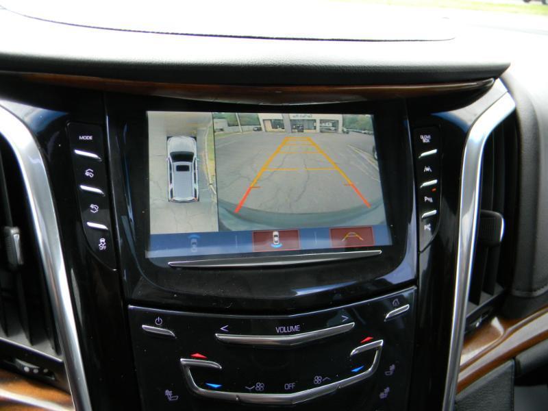 Cadillac Escalade  2017