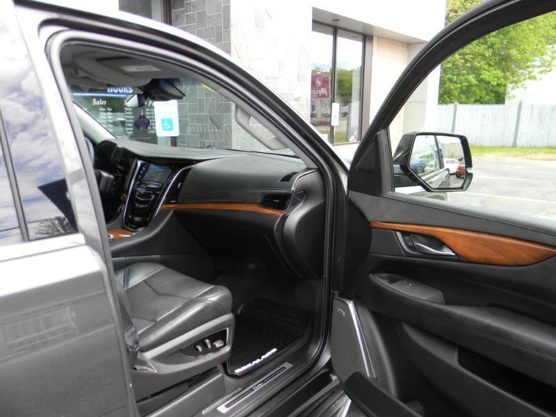 Cadillac Escalade  2017