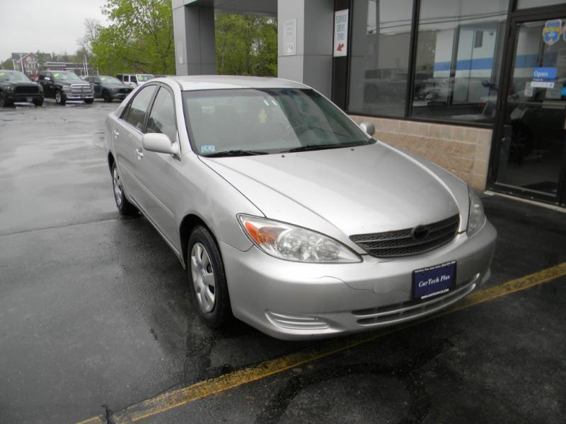 Toyota Camry  2004