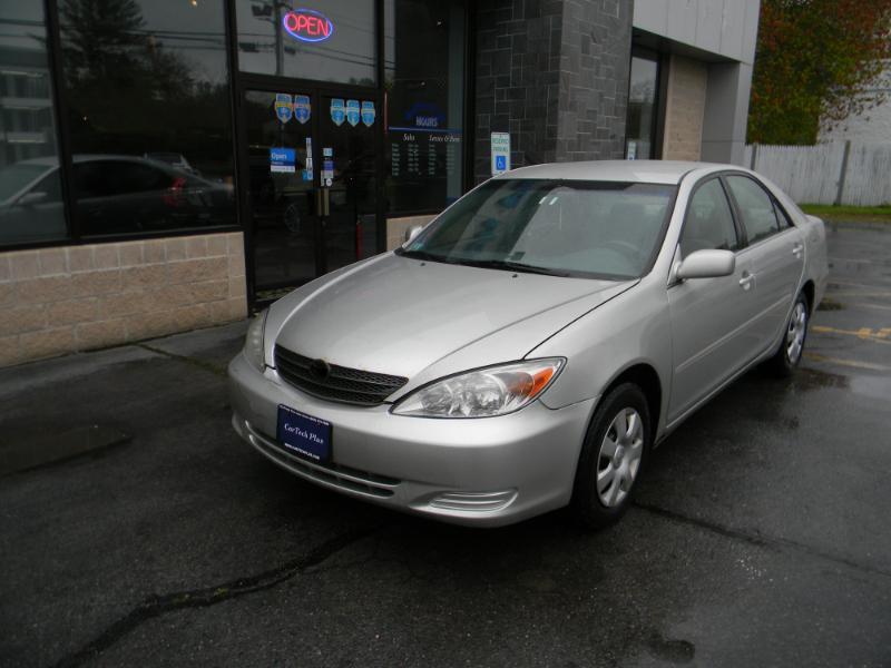 Toyota Camry  2004