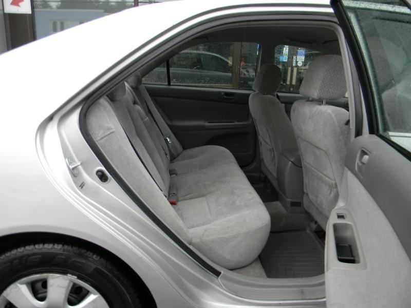 Toyota Camry  2004