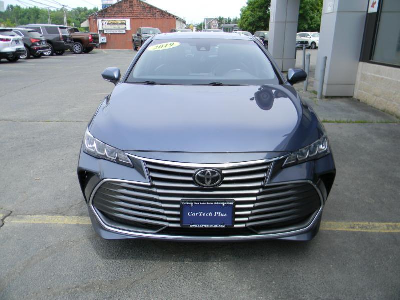 Toyota Avalon  2019
