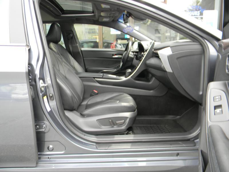 Toyota Avalon  2019