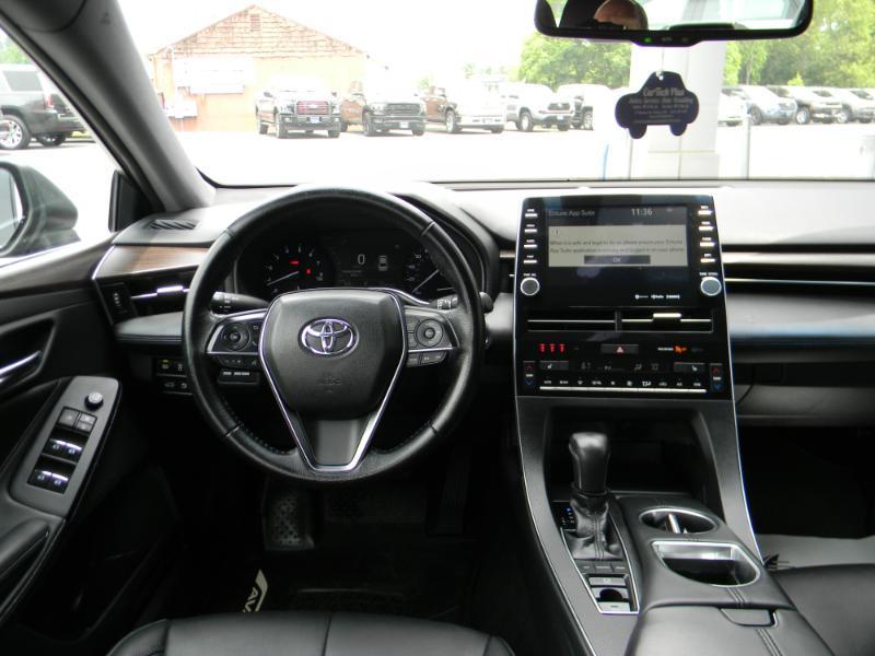 Toyota Avalon  2019