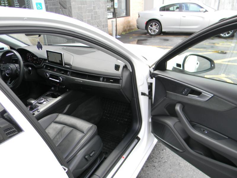 Audi A4  2018